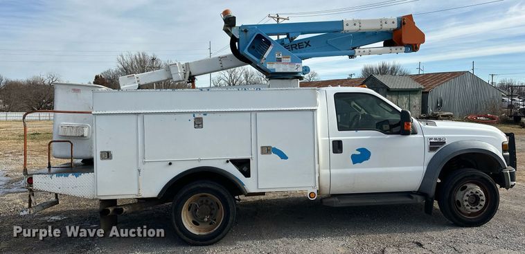 image for item EJ5290 2008 Ford F550 Super Duty XL bucket truck