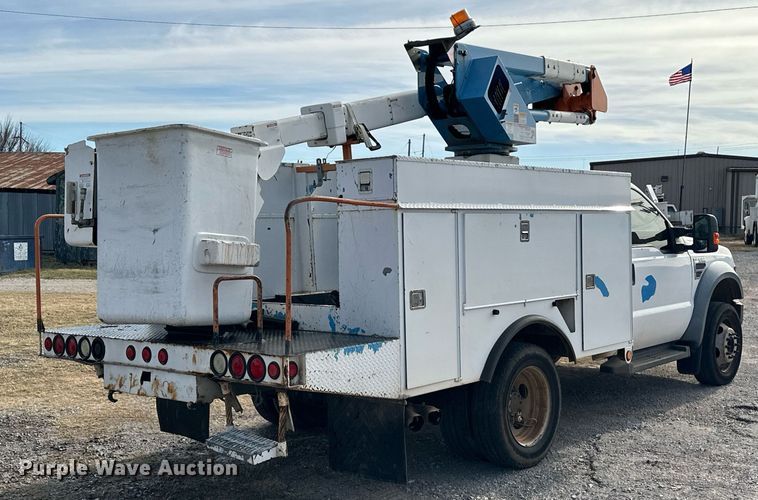 image for item EJ5290 2008 Ford F550 Super Duty XL bucket truck