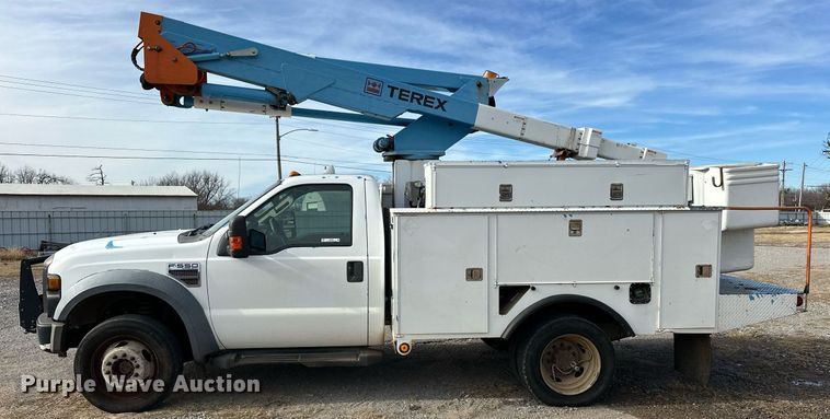 image for item EJ5290 2008 Ford F550 Super Duty XL bucket truck