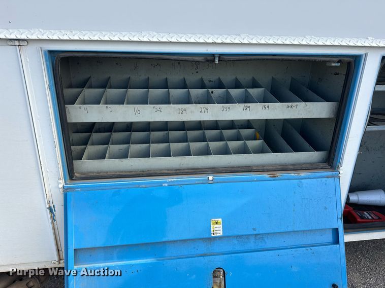 image for item EJ5290 2008 Ford F550 Super Duty XL bucket truck