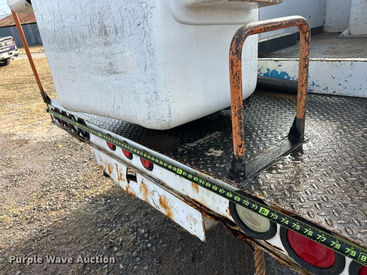 image for item EJ5290 2008 Ford F550 Super Duty XL bucket truck