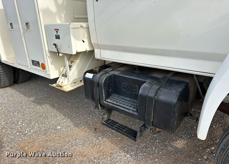 image for item EJ5291 1993 Ford F800 bucket truck