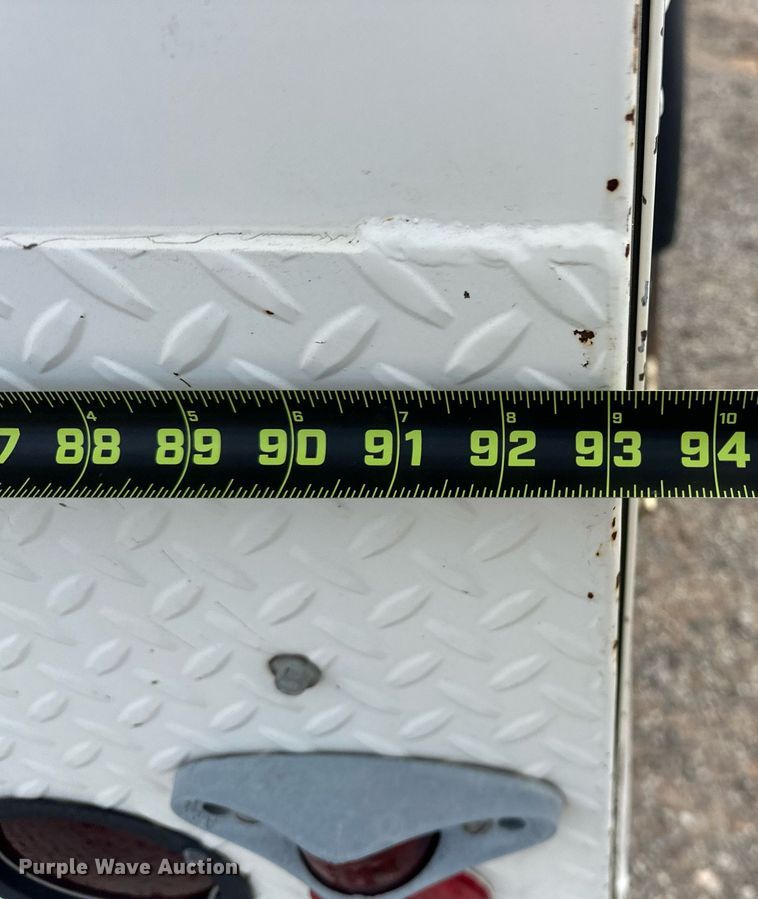 image for item EJ5291 1993 Ford F800 bucket truck