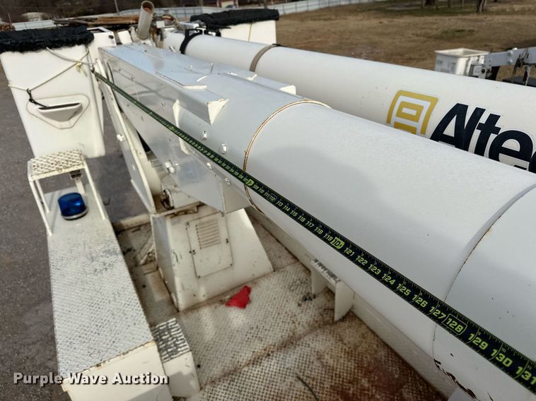 image for item EJ5291 1993 Ford F800 bucket truck