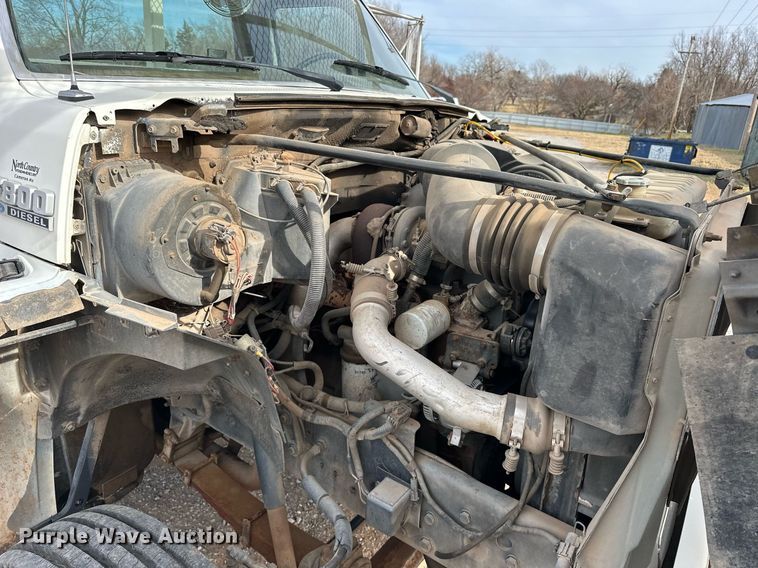 image for item EJ5291 1993 Ford F800 bucket truck