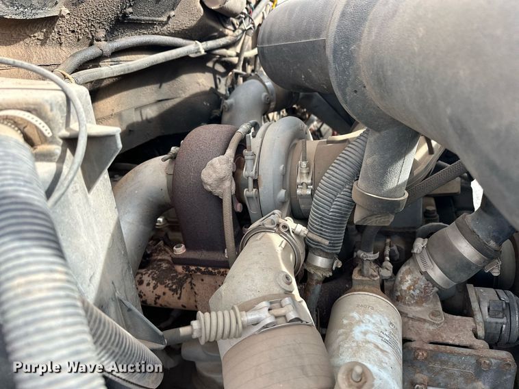 image for item EJ5291 1993 Ford F800 bucket truck