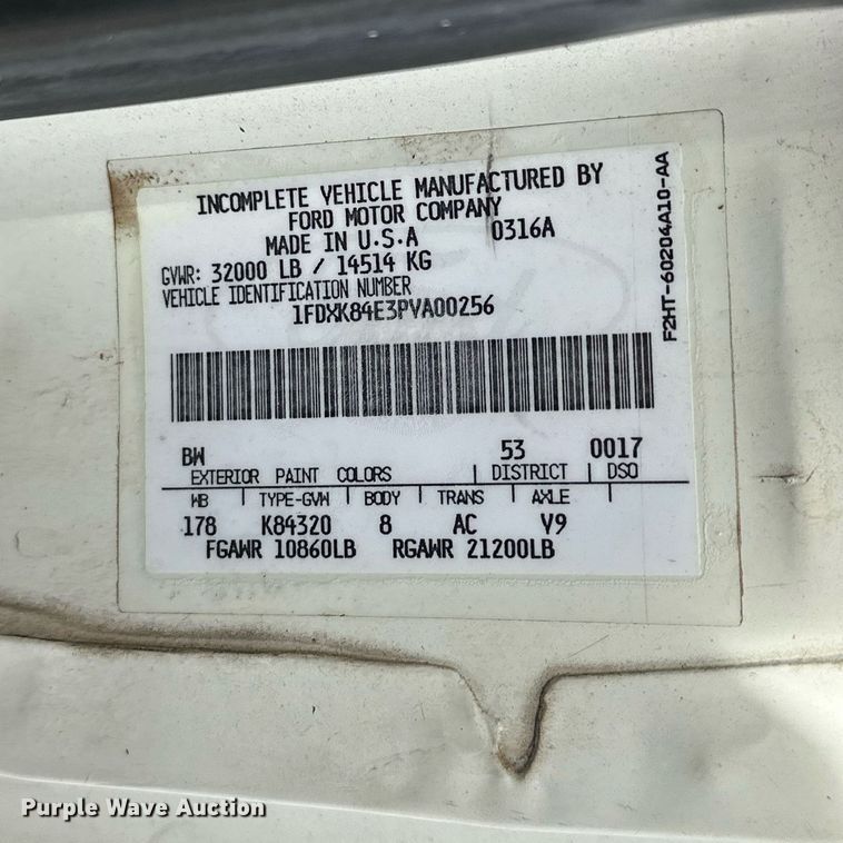 image for item EJ5291 1993 Ford F800 bucket truck