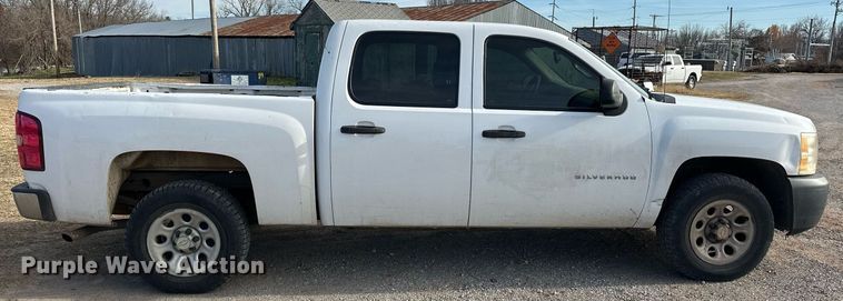 image for item EJ5292 2009 Chevrolet Silverado 1500 Crew Cab pickup truck