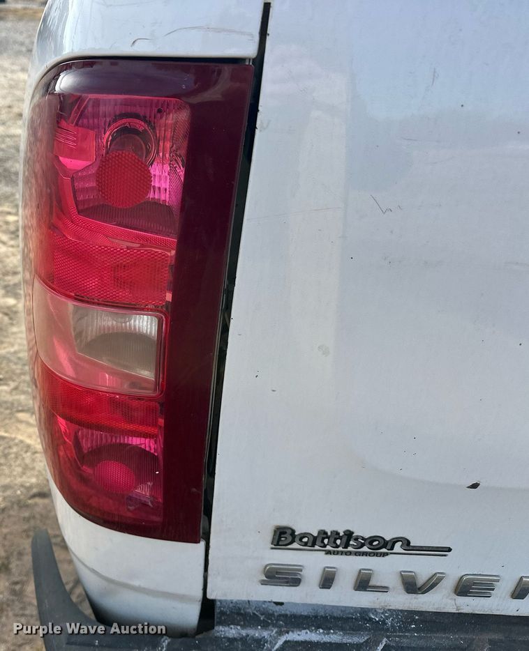 image for item EJ5292 2009 Chevrolet Silverado 1500 Crew Cab pickup truck