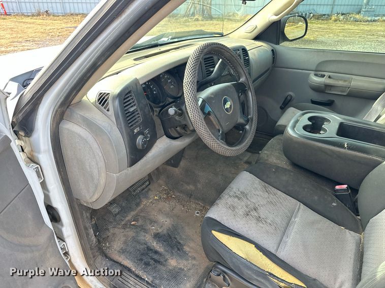 image for item EJ5292 2009 Chevrolet Silverado 1500 Crew Cab pickup truck