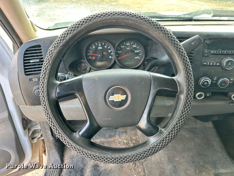 image for item EJ5292 2009 Chevrolet Silverado 1500 Crew Cab pickup truck