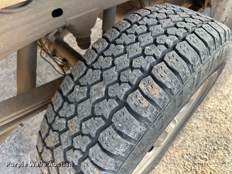 image for item EJ5292 2009 Chevrolet Silverado 1500 Crew Cab pickup truck