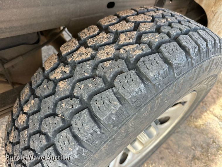 image for item EJ5292 2009 Chevrolet Silverado 1500 Crew Cab pickup truck