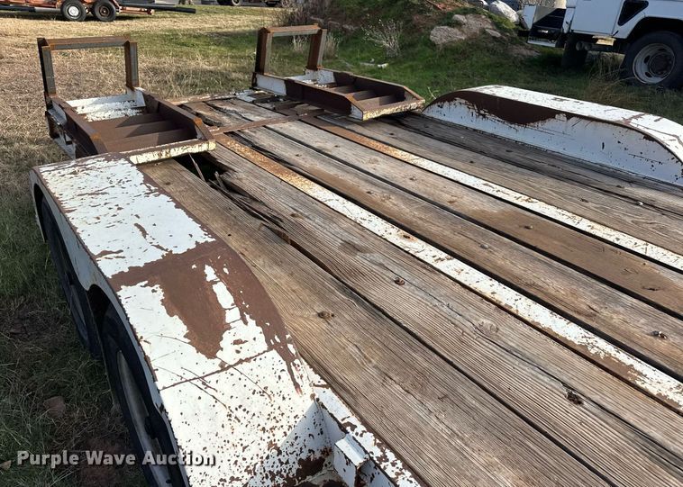 image for item EJ5293 1991 Shop built  utility trailer