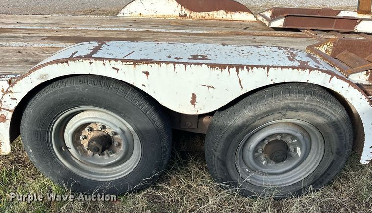 image for item EJ5293 1991 Shop built  utility trailer