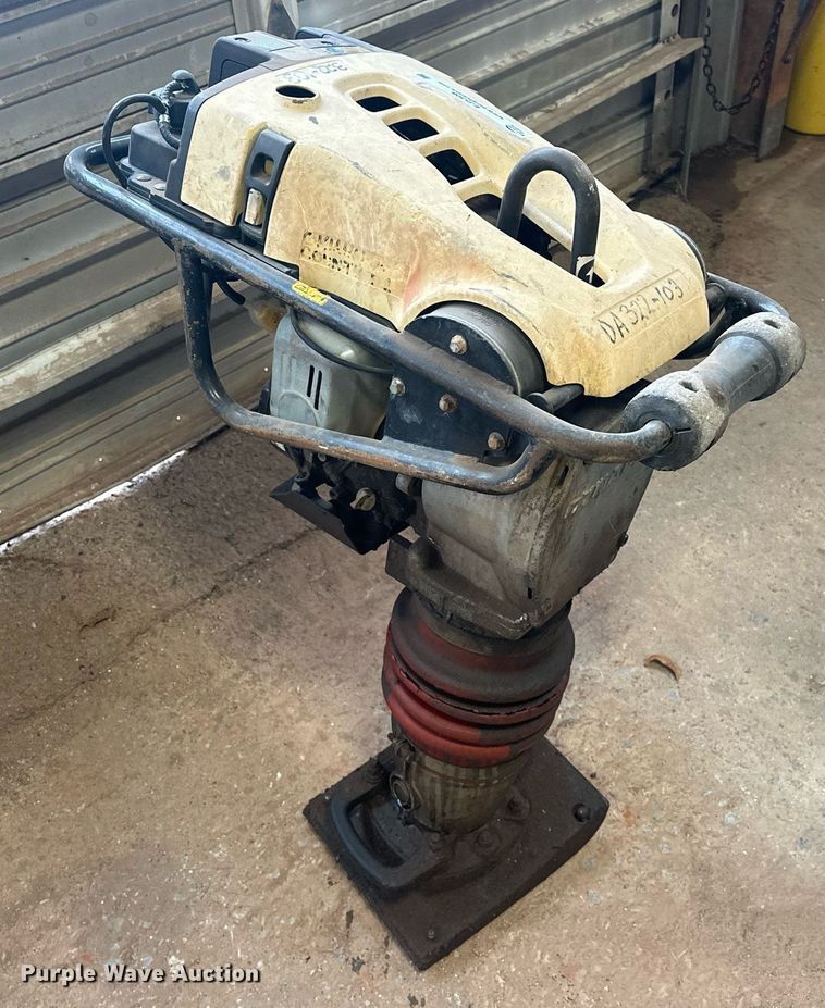 image for item EJ5308 Dynapac LT6000 plate compactor