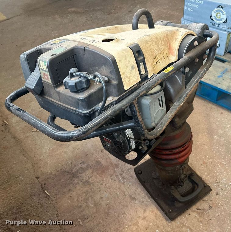 image for item EJ5308 Dynapac LT6000 plate compactor