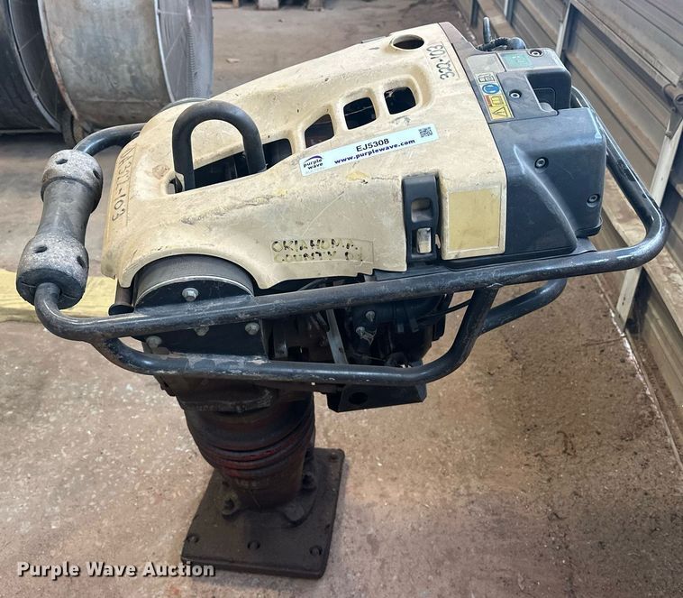 image for item EJ5308 Dynapac LT6000 plate compactor