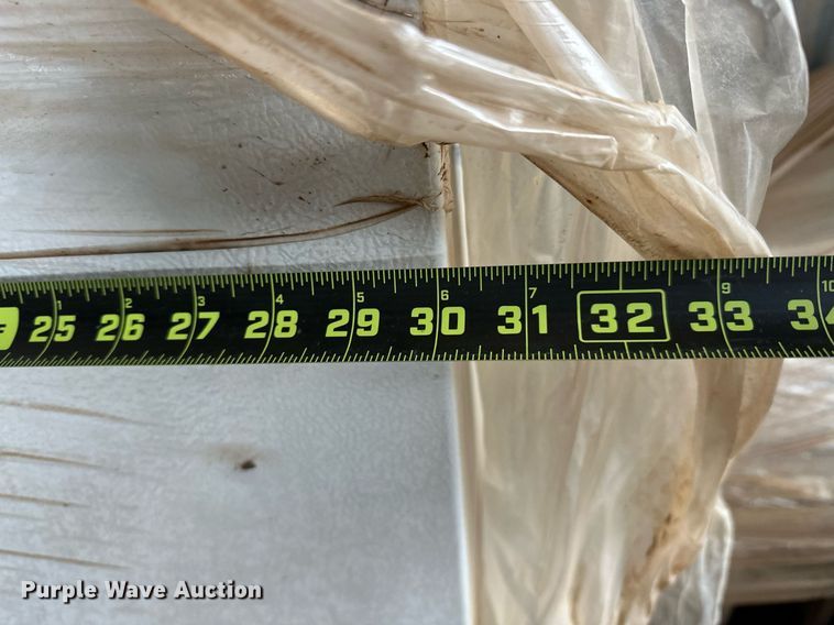 image for item EJ5312 Refrigerator