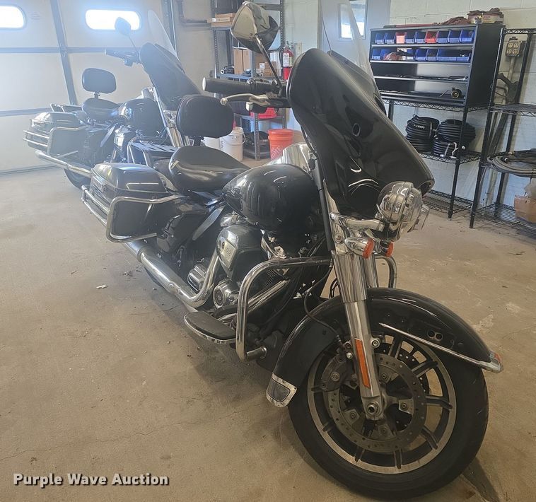 image for item EK6326 2019 Harley Davidson FLHTP Electra Glide Police motorcycle
