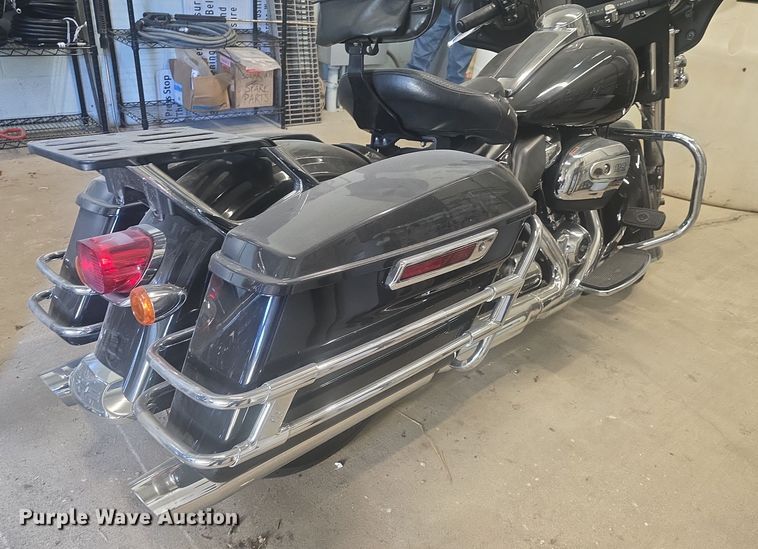 image for item EK6326 2019 Harley Davidson FLHTP Electra Glide Police motorcycle