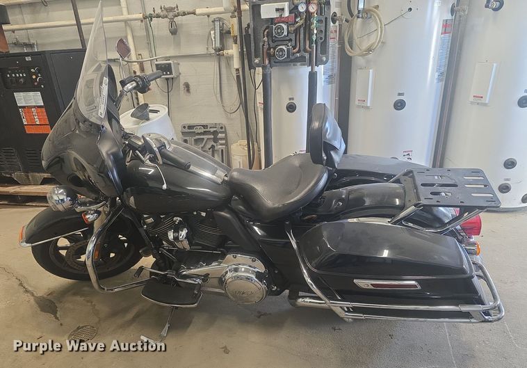 image for item EK6326 2019 Harley Davidson FLHTP Electra Glide Police motorcycle