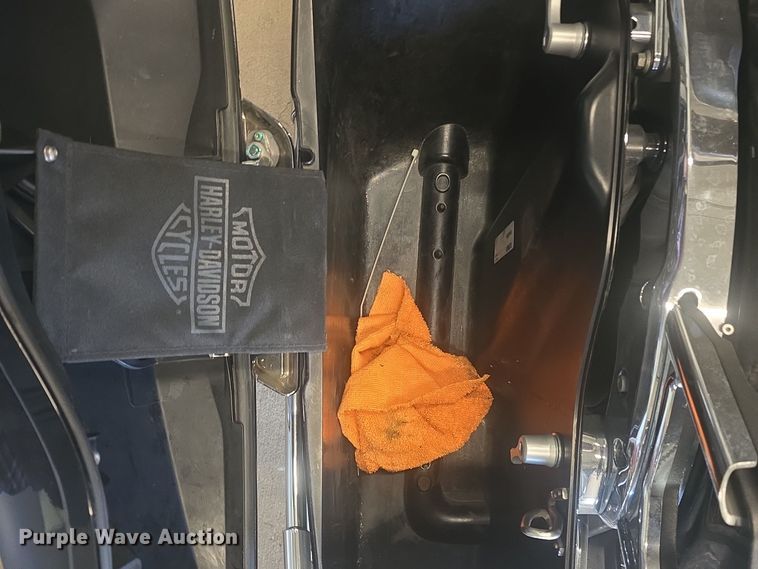 image for item EK6326 2019 Harley Davidson FLHTP Electra Glide Police motorcycle