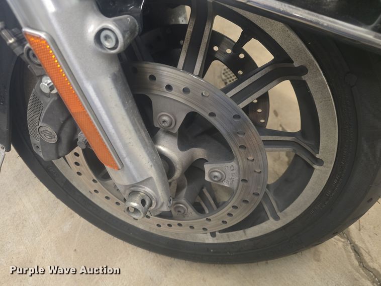 image for item EK6326 2019 Harley Davidson FLHTP Electra Glide Police motorcycle