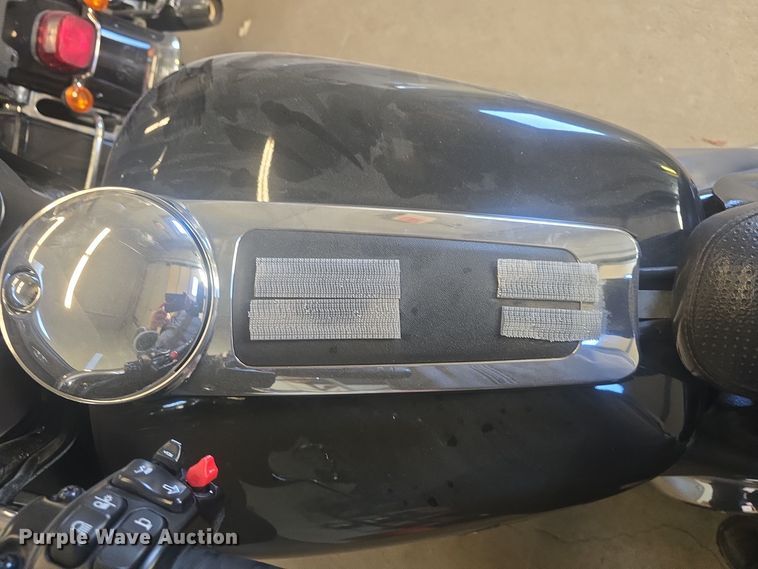 image for item EK6327 2019 Harley Davidson FLHTP Police Electra Glide motorcycle