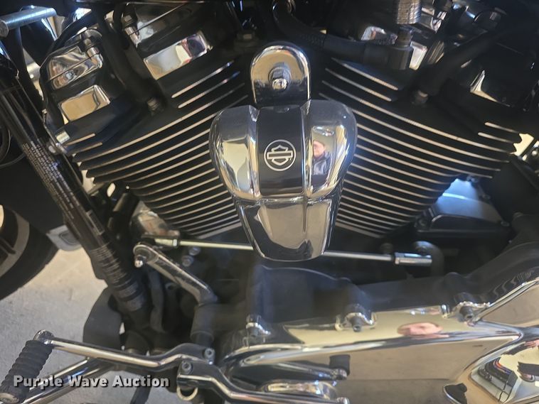 image for item EK6327 2019 Harley Davidson FLHTP Police Electra Glide motorcycle