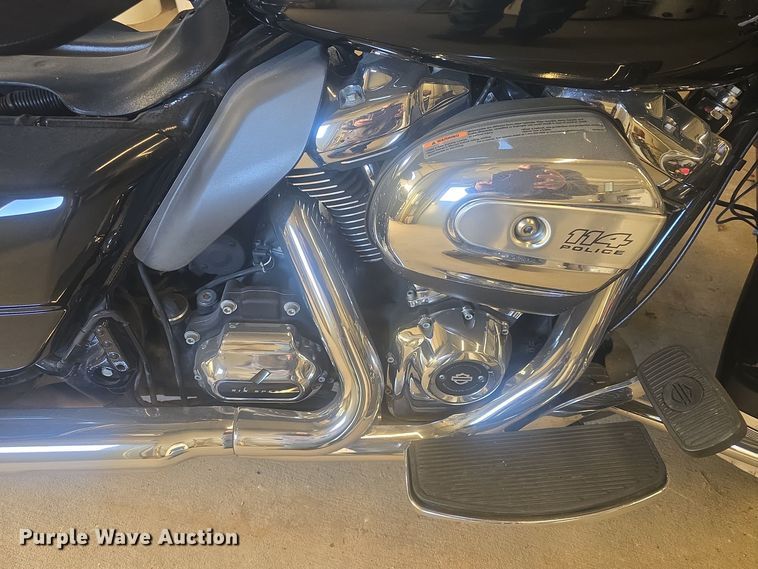 image for item EK6327 2019 Harley Davidson FLHTP Police Electra Glide motorcycle