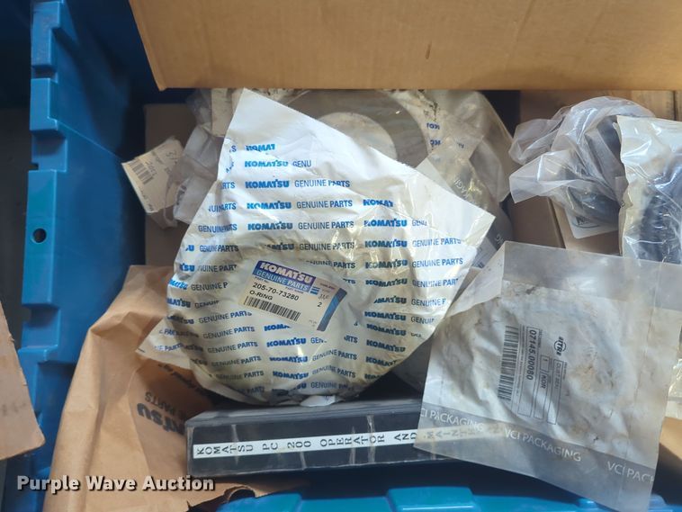 image for item ER1015 Komatsu PC200 parts