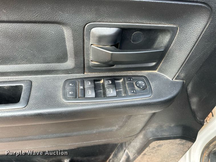 image for item ER1022 2014 Dodge Ram 1500 Crew Cab pickup truck