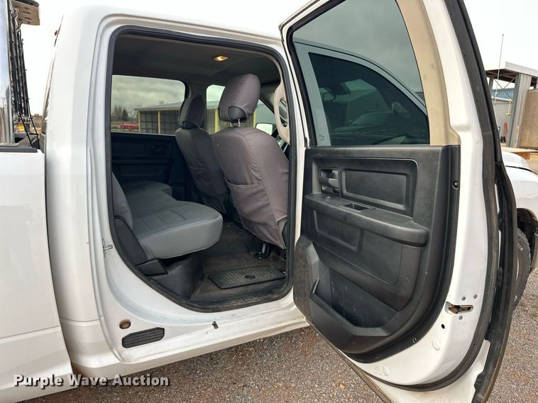image for item ER1022 2014 Dodge Ram 1500 Crew Cab pickup truck