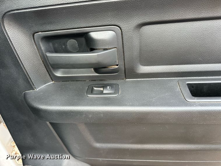 image for item ER1022 2014 Dodge Ram 1500 Crew Cab pickup truck