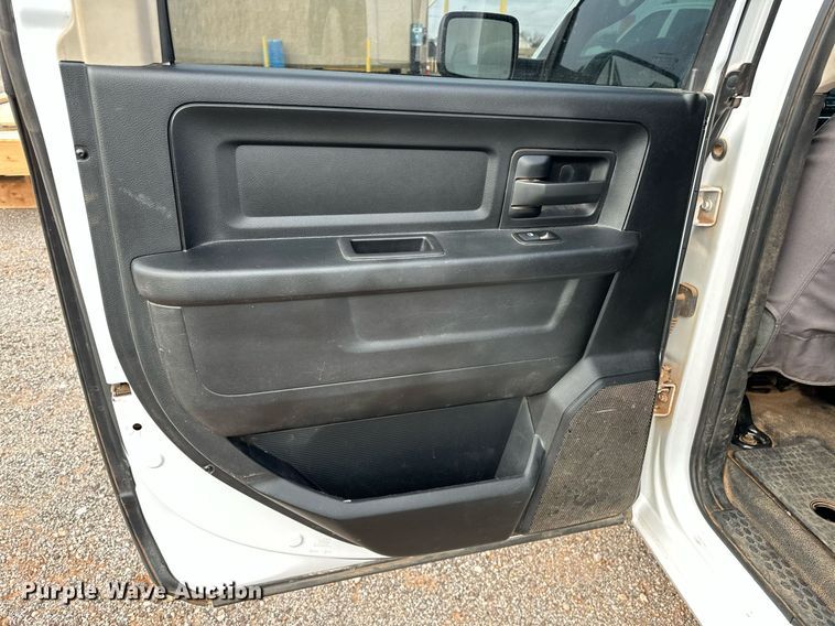 image for item ER1022 2014 Dodge Ram 1500 Crew Cab pickup truck