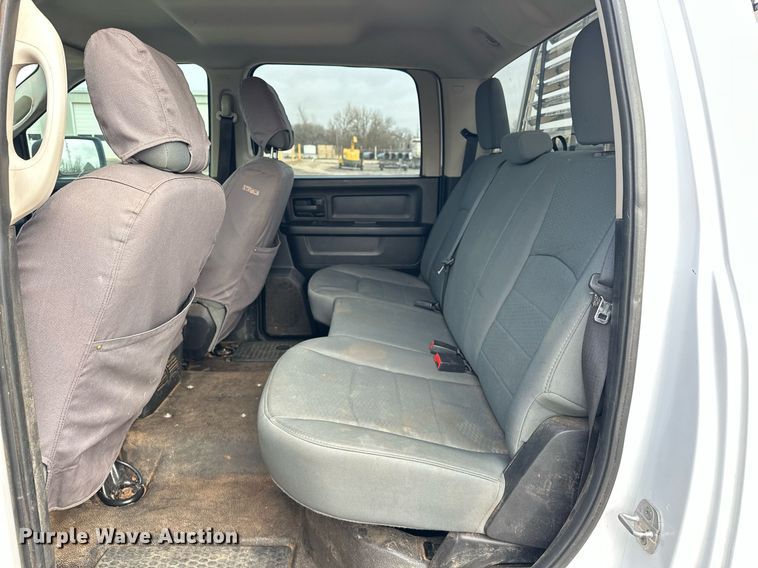 image for item ER1022 2014 Dodge Ram 1500 Crew Cab pickup truck