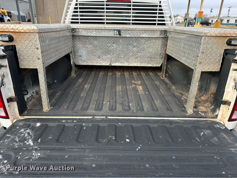 image for item ER1023 2014 Dodge Ram 1500 Crew Cab pickup truck