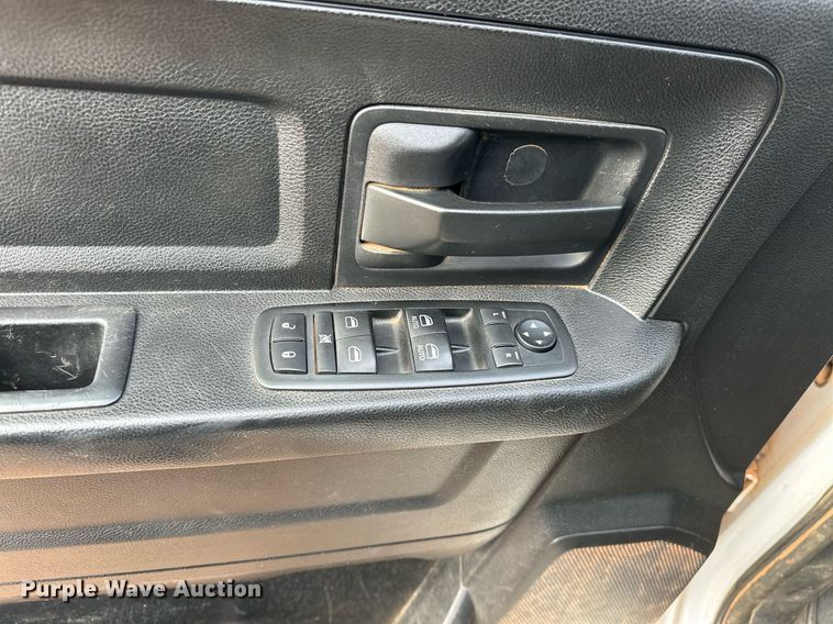 image for item ER1023 2014 Dodge Ram 1500 Crew Cab pickup truck