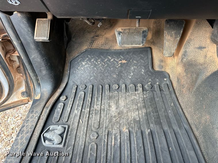 image for item ER1023 2014 Dodge Ram 1500 Crew Cab pickup truck
