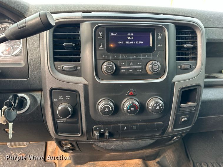 image for item ER1023 2014 Dodge Ram 1500 Crew Cab pickup truck
