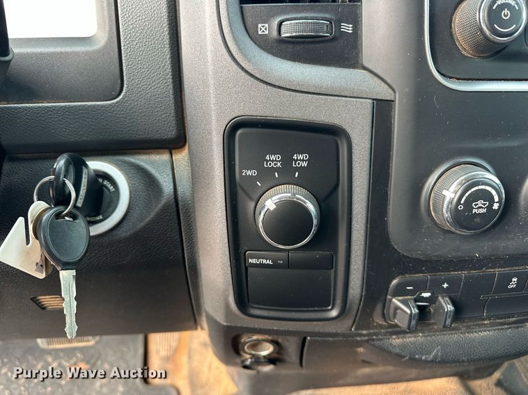 image for item ER1023 2014 Dodge Ram 1500 Crew Cab pickup truck
