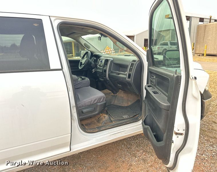 image for item ER1023 2014 Dodge Ram 1500 Crew Cab pickup truck
