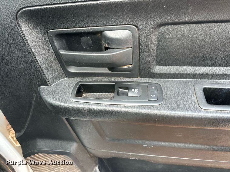 image for item ER1023 2014 Dodge Ram 1500 Crew Cab pickup truck