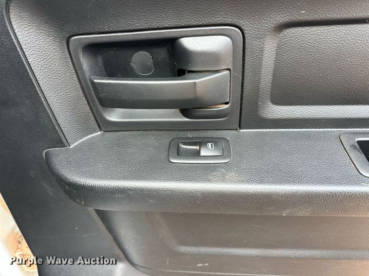 image for item ER1023 2014 Dodge Ram 1500 Crew Cab pickup truck