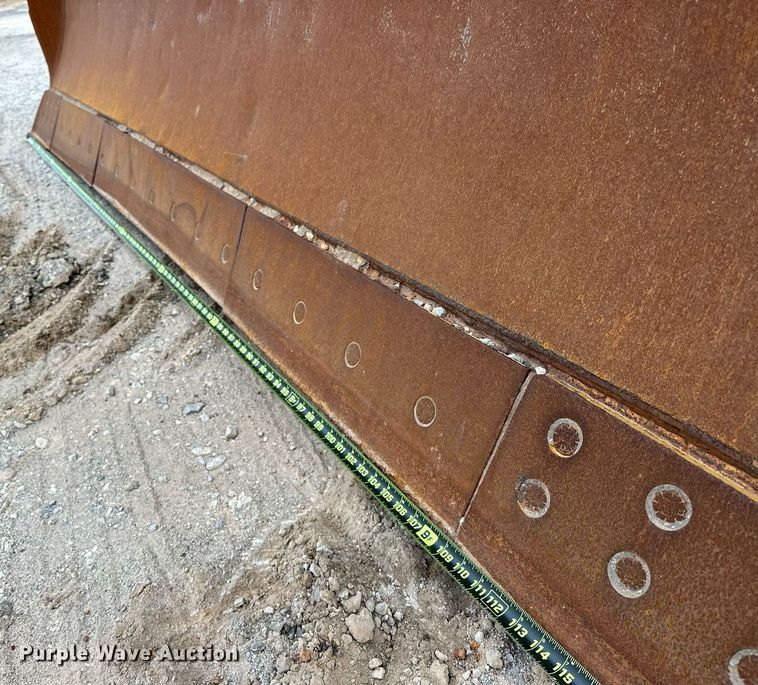 image for item ER1025 1973 Caterpillar D6C dozer