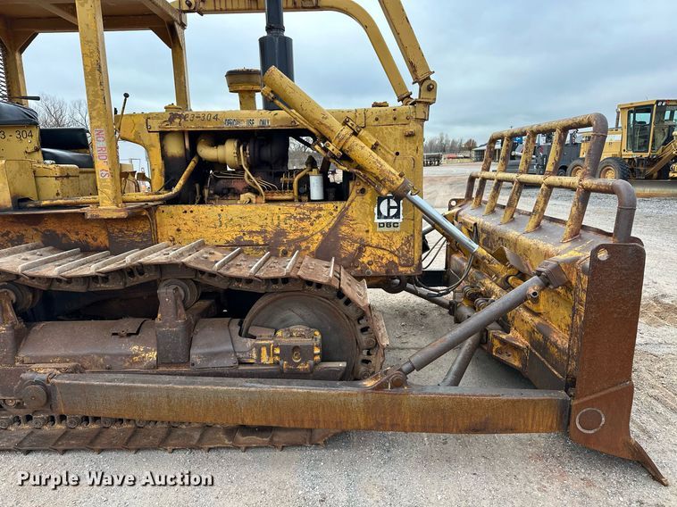 image for item ER1025 1973 Caterpillar D6C dozer