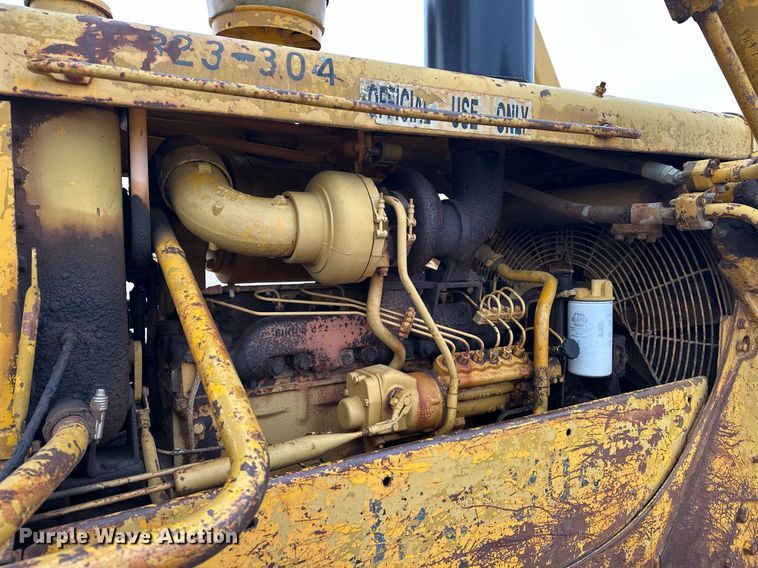 image for item ER1025 1973 Caterpillar D6C dozer
