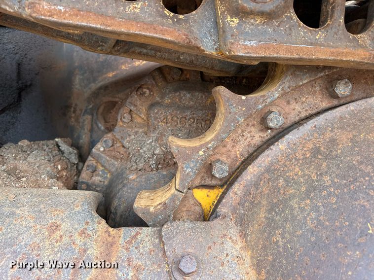 image for item ER1025 1973 Caterpillar D6C dozer