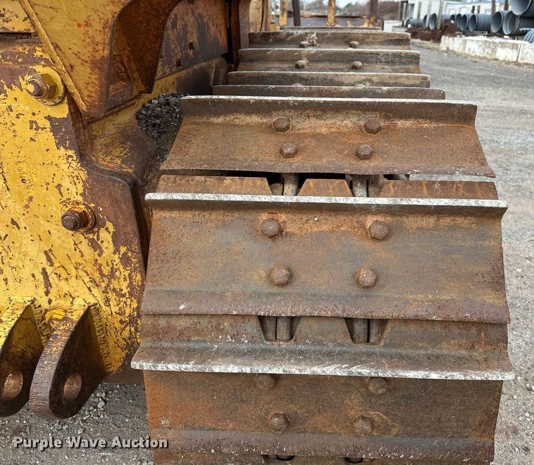 image for item ER1025 1973 Caterpillar D6C dozer